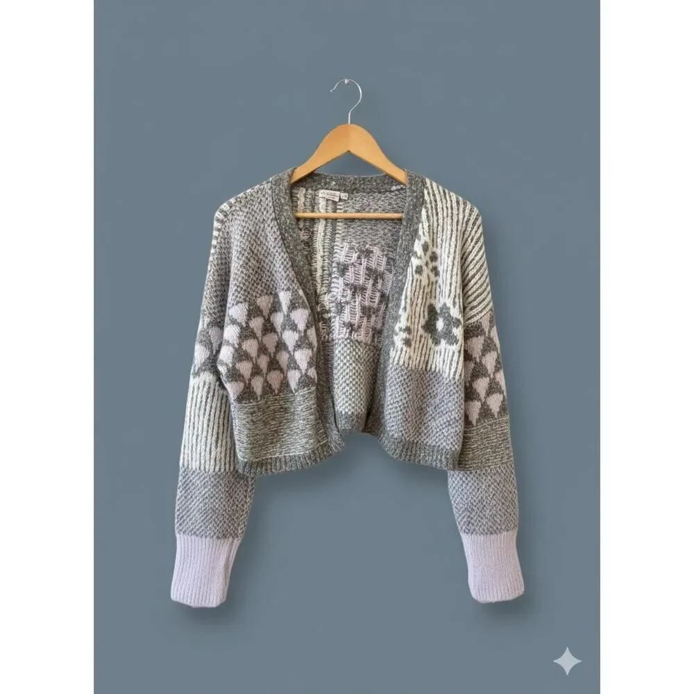 Sincerely Jules Women’s Cropped Gray Plush Knit Cardigan Sweater L